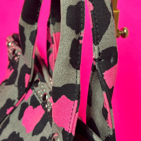 Marc By Marc Jacobs Walk on the Wildside Leopard Print Tote Approx. 16 x 9 x 5 - Picture 7 of 17